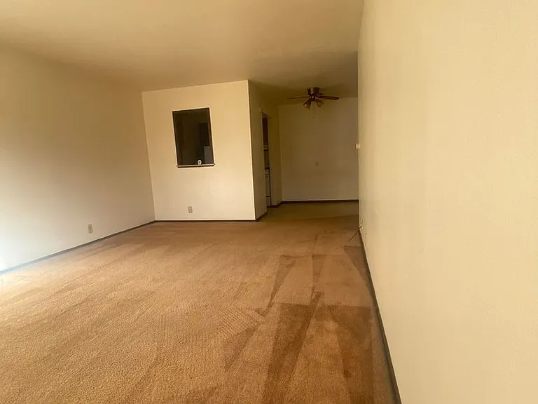 791 Russell Rd — Photo 3