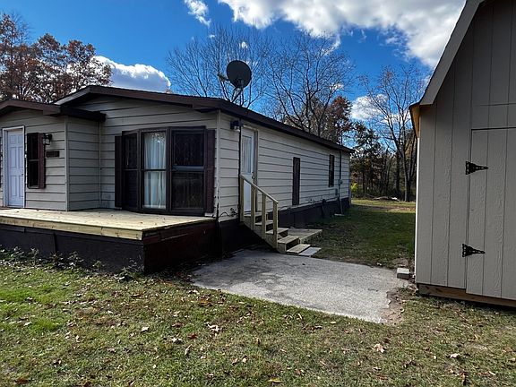 4th image of 2831 Pratt Lake Ave SE