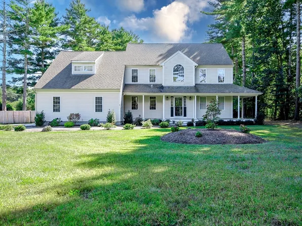 152 Fearing Hill Rd, Wareham, MA 02571