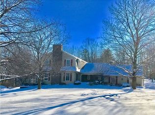 1329 New Seabury Ln, Victor, NY 14564