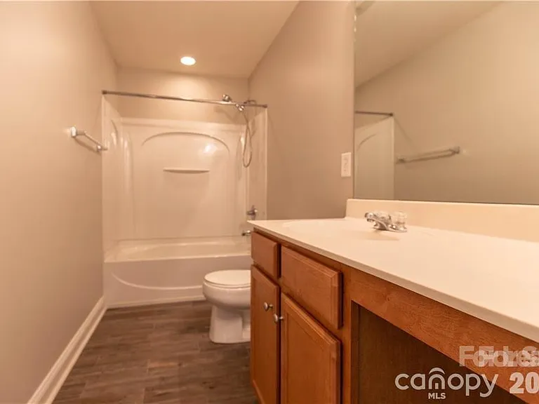 123 Colville Rd — Photo 17