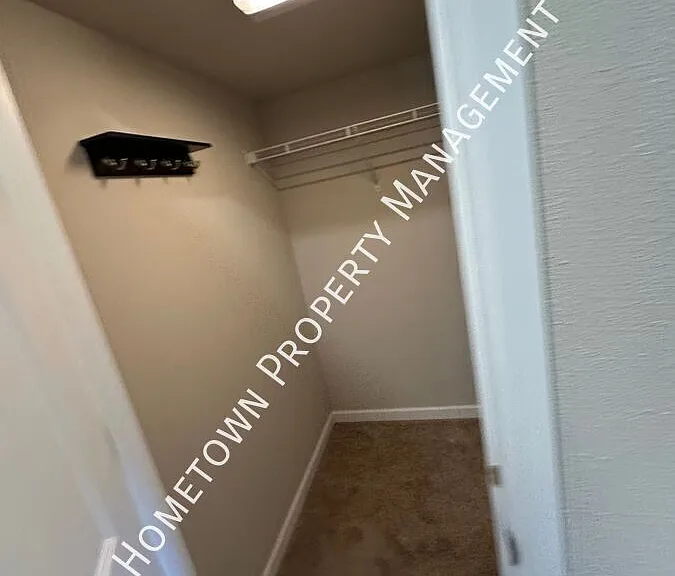3332 Juno Ct NE — Photo 6