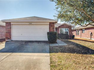 8900 King Ranch Dr, Aubrey, TX 76227