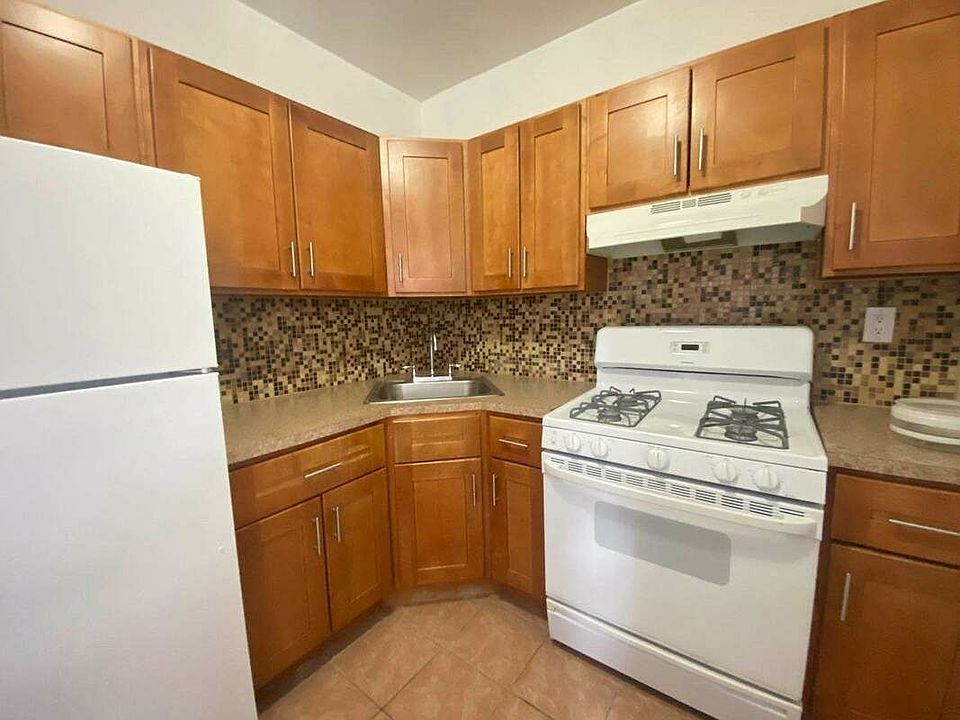 1st image of 93-33 218th St #B12