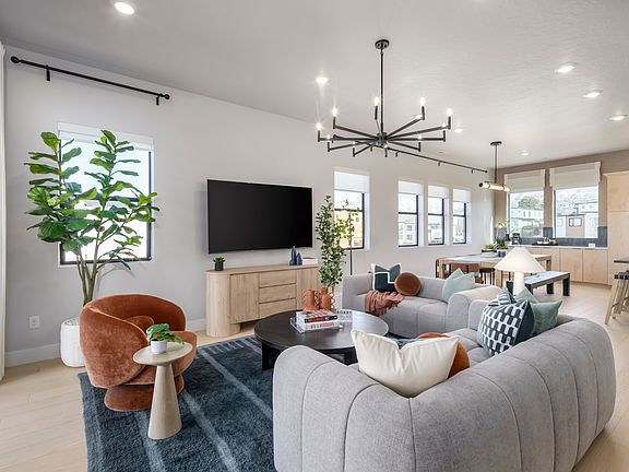 3rd image of 1986 Wilshire Rd E #3