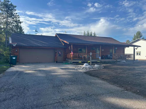 849 Colleen Circle Dr, Quinnesec, MI 49876