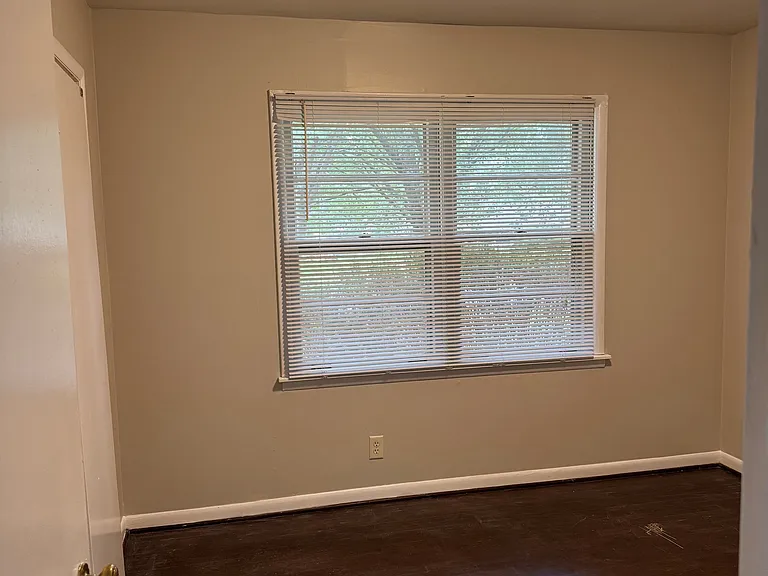 6508 Janice St NW — Photo 9