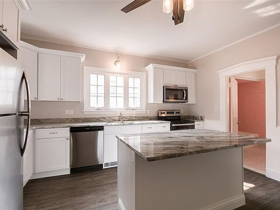 4th image of 111 Franklin St #1