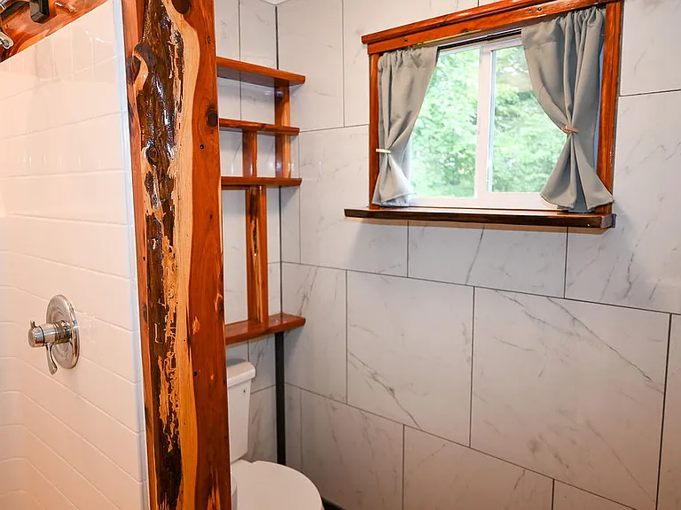 315 Caroline Ave — Photo 34