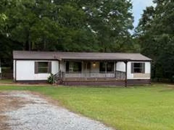 98 Alexander Rd, Grantville, GA 30220