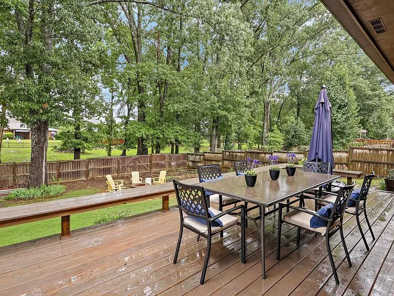 131 Stillhouse Creek Dr — Photo 25