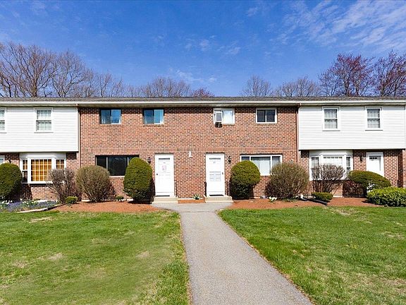 4th image of 88 Oakridge Drive