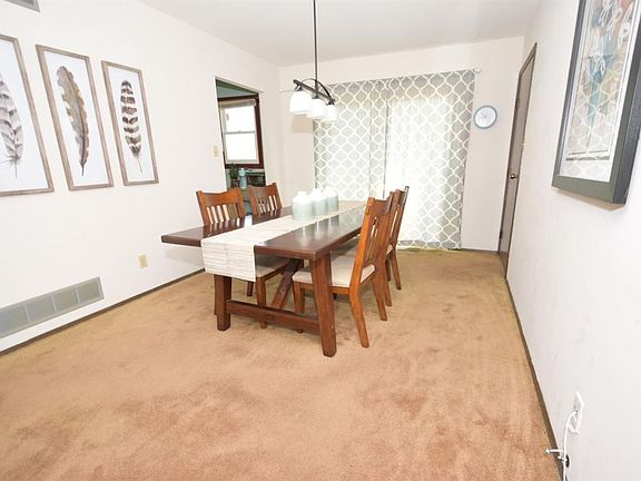 4th image of 5521 Grant St
