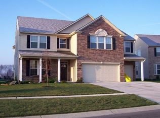 1438 Woodfield Dr, Greenwood, IN