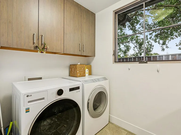 3708 Laguna Ave — Photo 26
