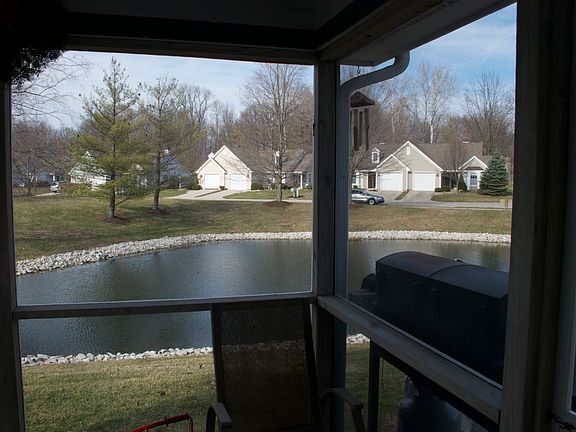 4th image of 8246 Cape Dr N