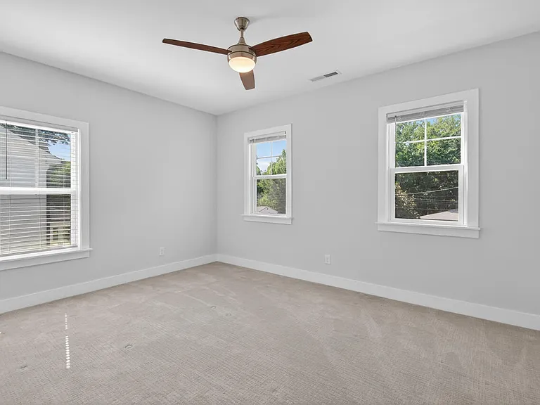 807 Cook Rd — Photo 35