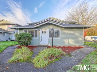 1585 NE Kane Dr, Gresham, OR 97030