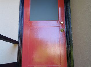 2334 Lakeshore Ave, Oakland, CA 94606