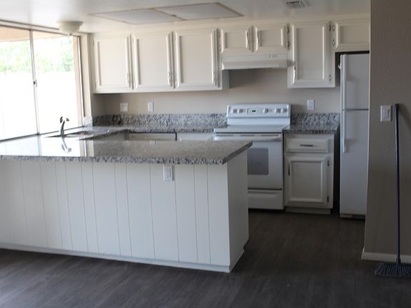 2nd image of 18401 N 29th Dr