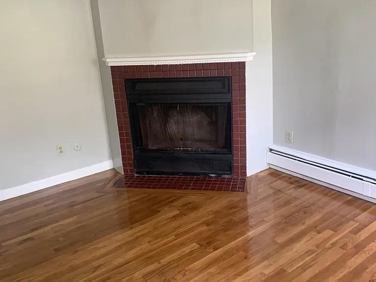 38 Garden St #3 — Photo 2