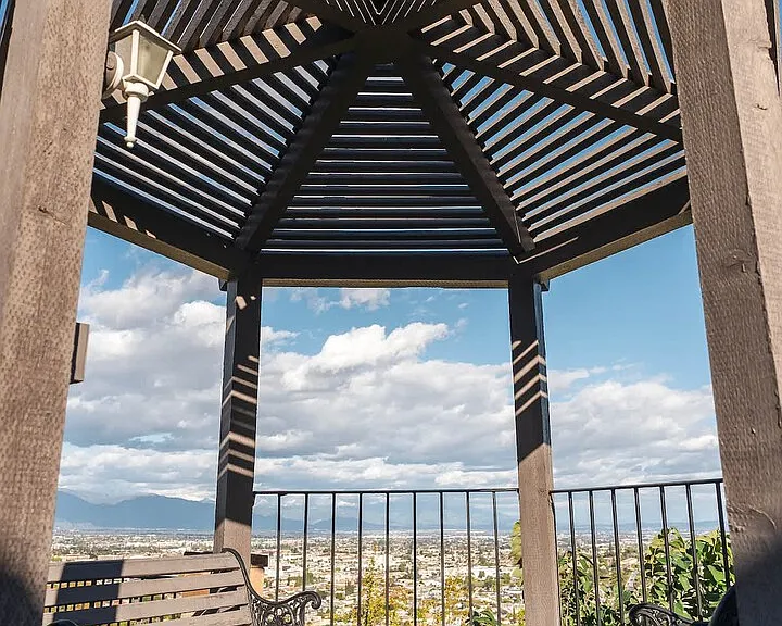 Crest Vista Dr — Photo 98