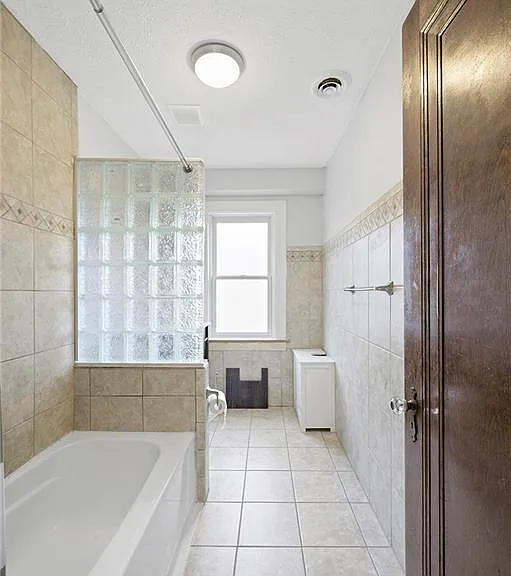 3785 Washington Blvd — Photo 14