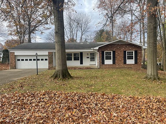 3rd image of 3910 Silverwood Dr