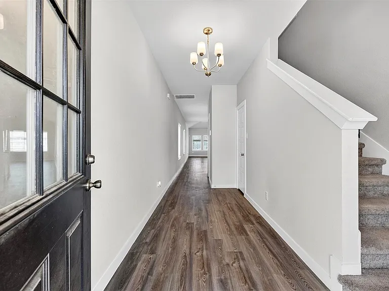 21619 Coral Mist Dr — Photo 6