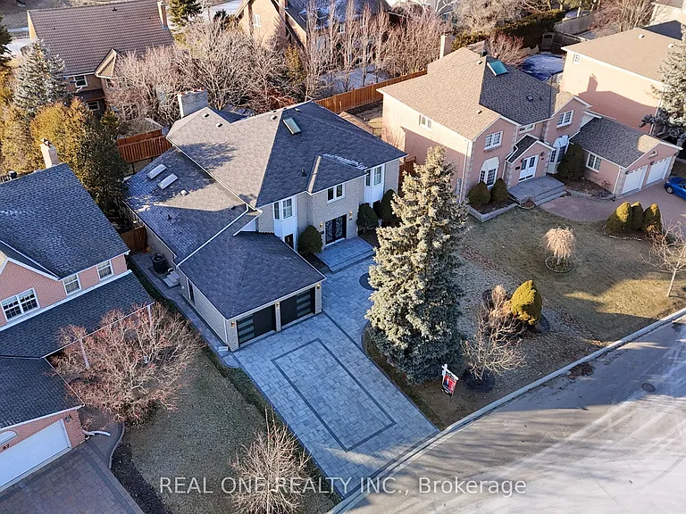 99 Aitken Cir — Photo 1