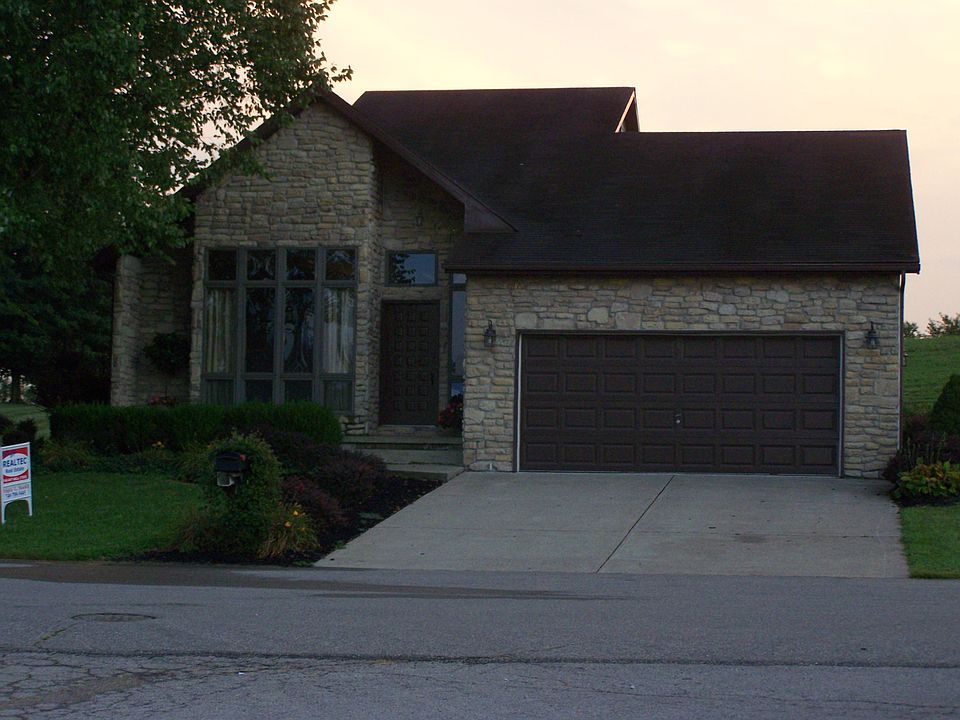 1st image of 177 Columbia Dr