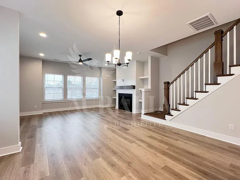 8520 Silsbee Dr — Photo 12