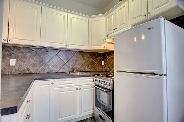 Rented by Corcoran | media 8