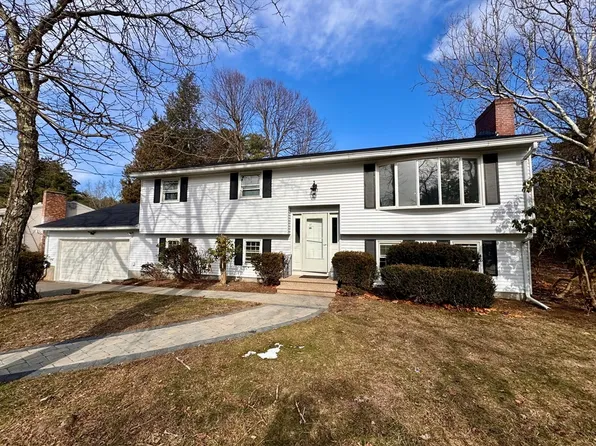 126 White St, Lunenburg, MA 01462