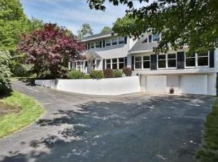 217 South Rd, Deerfield, NH 03037