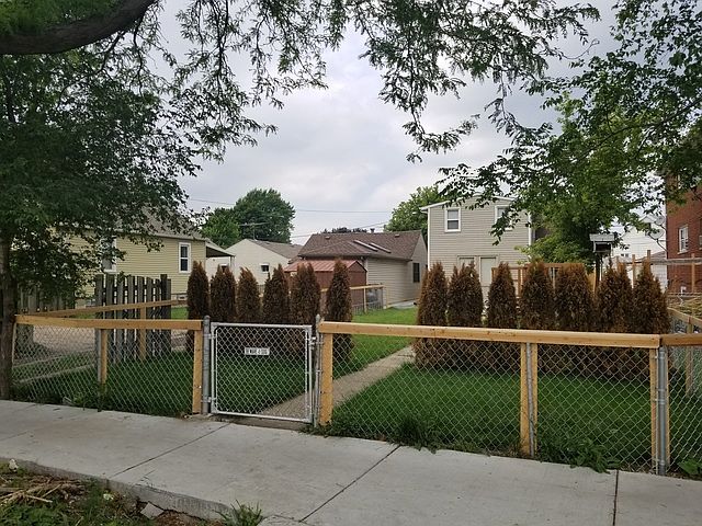 1st image of 6804 W Forest Preserve Dr