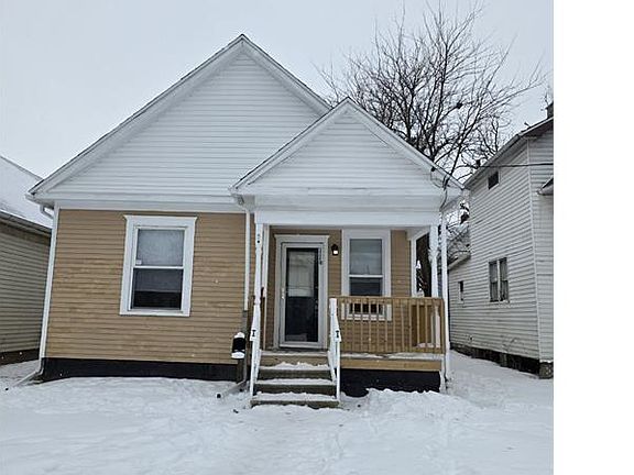2nd image of 1110 Camden St