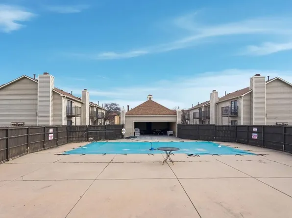 2405 S Capri Ln APT 505, Wichita, KS 67210