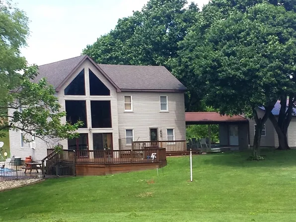 457 W Middle Rd, Lykens, PA 17048