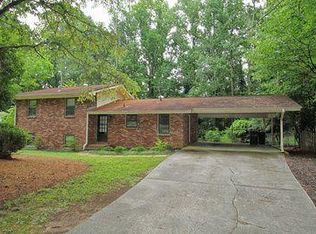 1063 Seven Springs Cir, Marietta, GA 30068