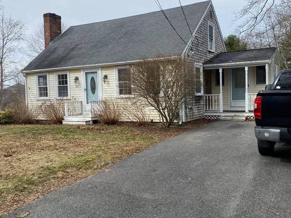 19 Bay View Ave, Bourne, MA 02532