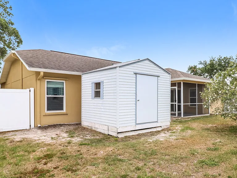 8403 Yearling Ln — Photo 16