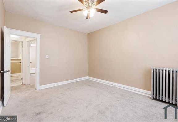 4th image of 37 S Monastery Ave