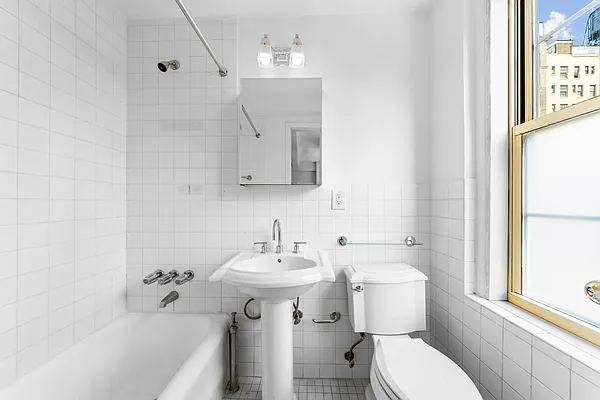 Rented by Vector New York, LLC | media 4