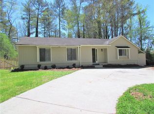 6983 Timbers East Ln, Lithonia, GA 30058