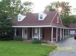1757 Beverly Ave, Sylvan Lake, MI 48320