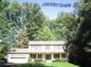 3273C Tilton Valley Dr, Fairfax, VA 22033