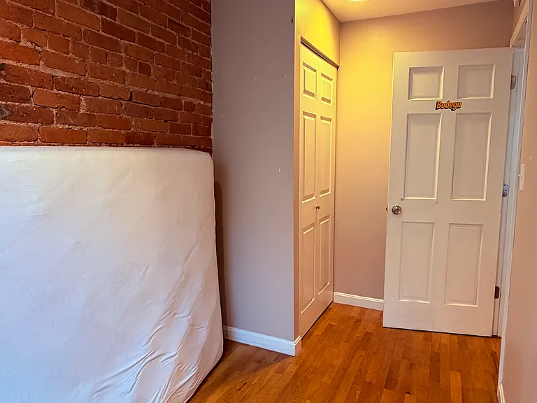 65 Hemenway St #6 — Photo 11
