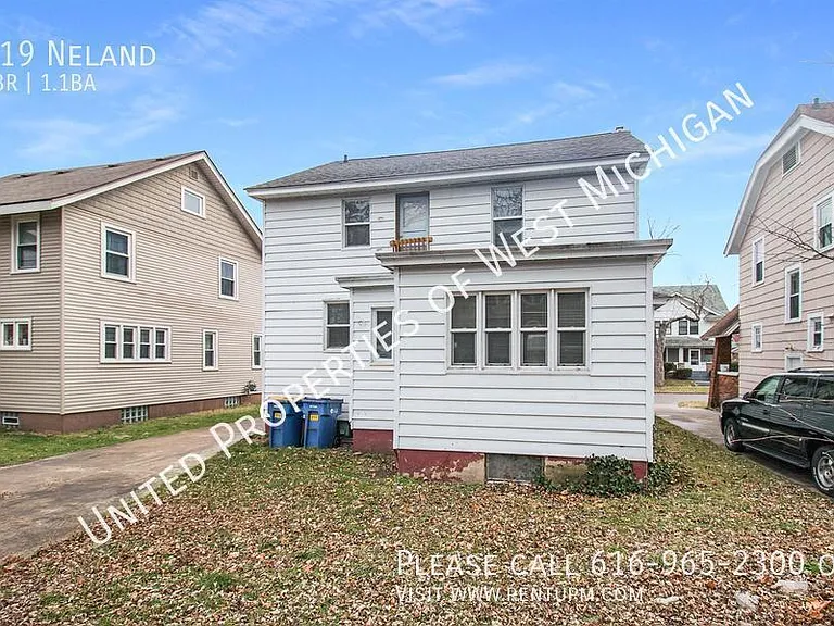 819 Neland Ave SE — Photo 16