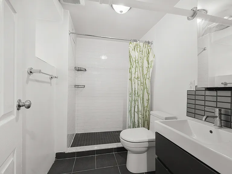 21-48 45th Ave #1L — Photo 10